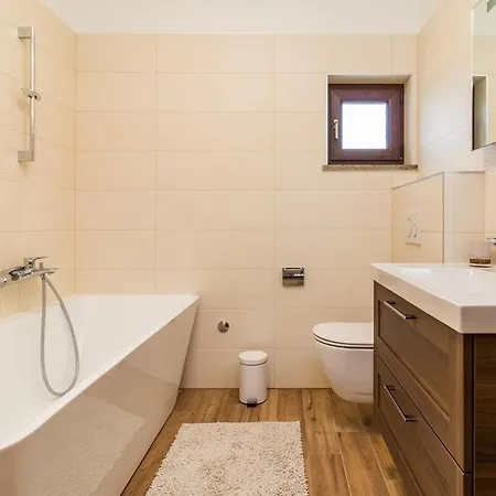 Roma Holiday home *