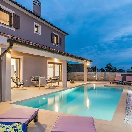 Holiday home Roma Pula