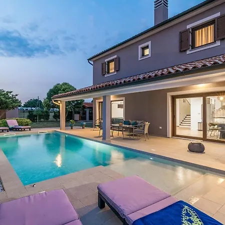 Holiday home Roma Pula